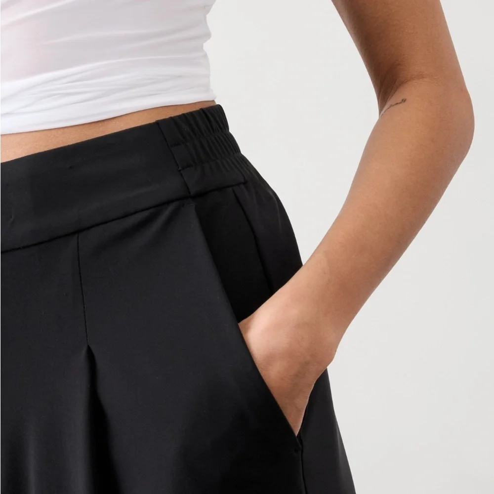 NWT Athleta Pinnacle Black Trouser Size 20. - Picture 3 of 11